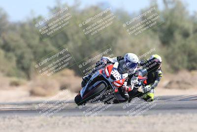 media/Nov-02-2025-CVMA (Sun) [[337aff29ab]]/Race 8-Formula Lightweight Twins Shootout/